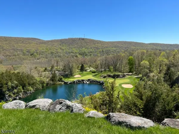 5 Cornwall Ct #5, Hardyston Twp., NJ 07419