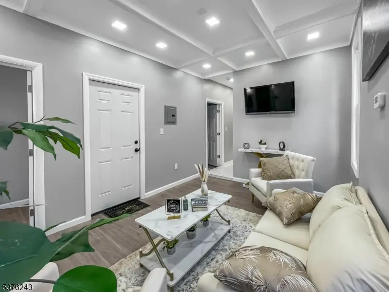 39 Brookdale Ave, Newark, NJ 07106 - Image #3