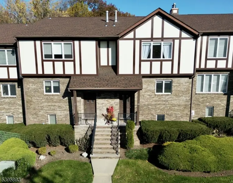 44 Canterbury Ln, New Milford, NJ 07646 - Image #1