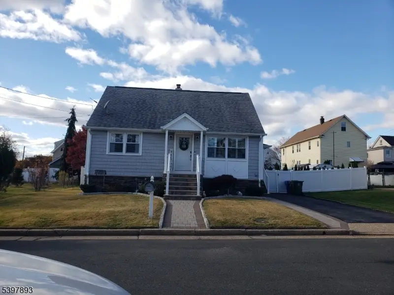 214 Irene St, Linden, NJ 07036 - Image #2