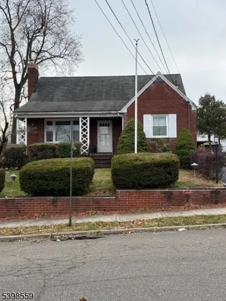 253 Emerson Ave, Paterson, NJ 07502 - Image #1