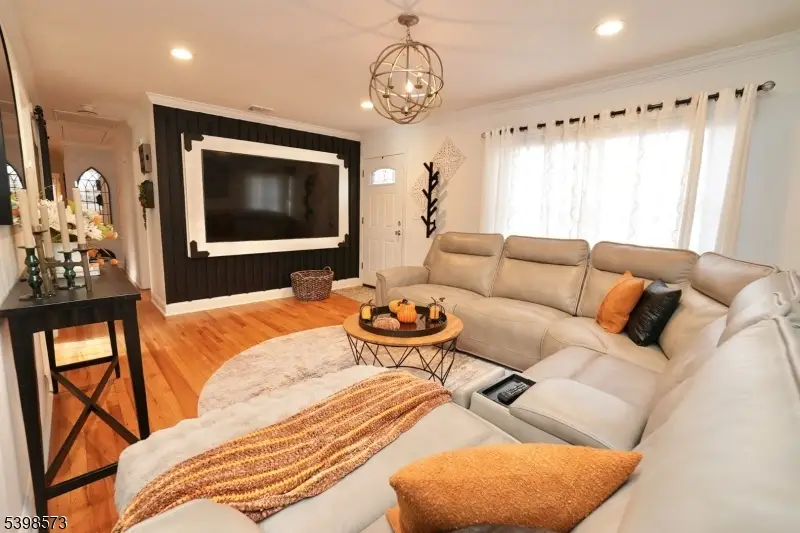 153 Mountain Cir South, West Milford, NJ 07480 - Image #2