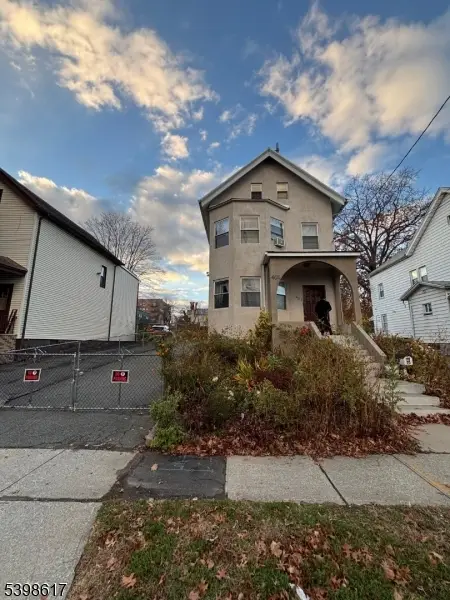 401 Cortlandt St, Belleville Twp., NJ 07109