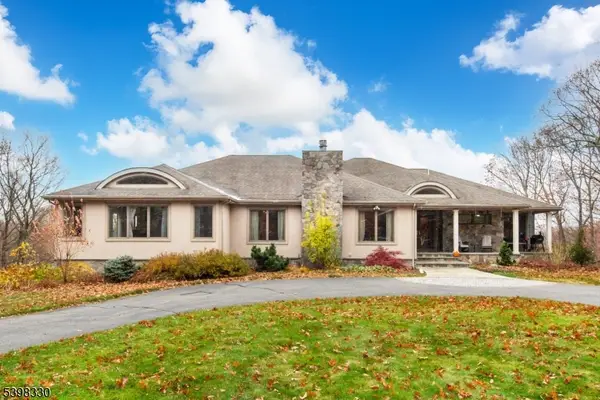 159 Kiel Ave, Kinnelon Boro, NJ 07405