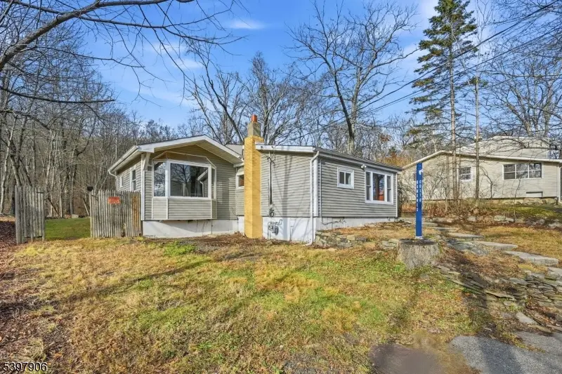 33 Setting Sun Trl, West Milford, NJ 07480 - Image #3