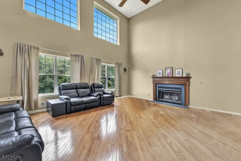 692 Skyline Dr, Lake Hopatcong, NJ 07849 - Image #3