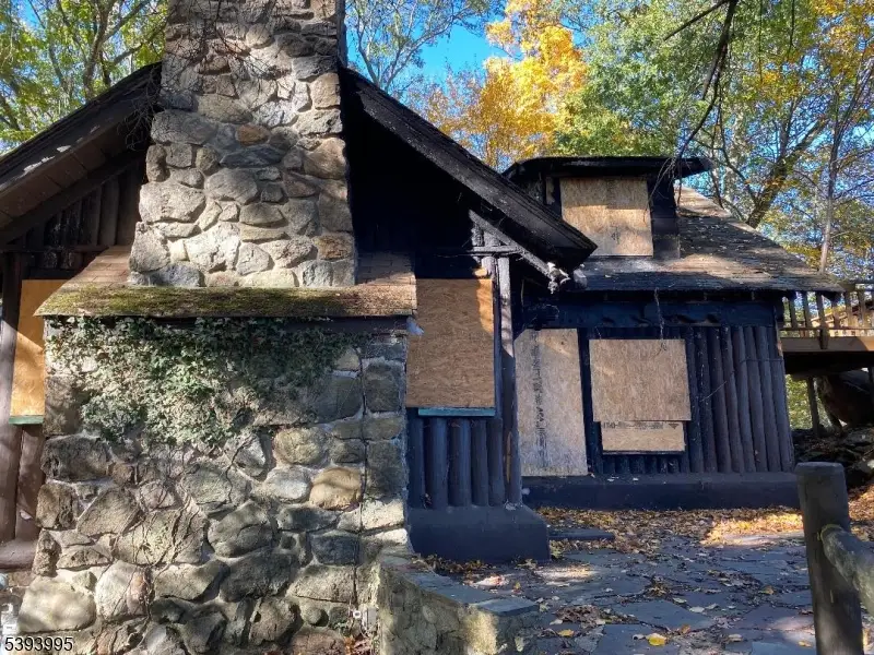 190 W Shore Trl, Lake Mohawk, NJ 07871 - Image #2