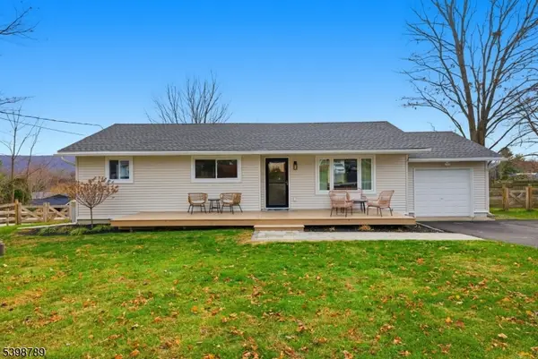 102 Sunnyview Avenue East, Mansfield Twp., NJ 07840