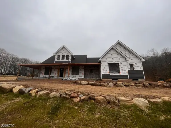 100 Highland Lakes Rd, Vernon Twp., NJ 07422