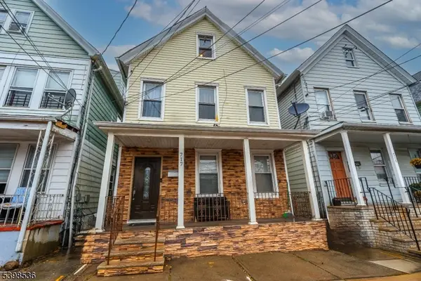 717 Mckinley St, Elizabeth City, NJ 07202