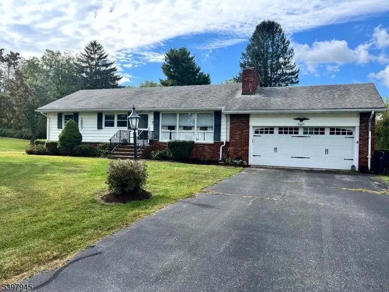 17 Longview Rd, Hardyston, NJ 07419 - Image #3