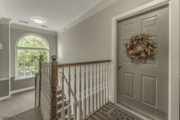 284 Rainbow Way, Lopatcong Twp., NJ 08865