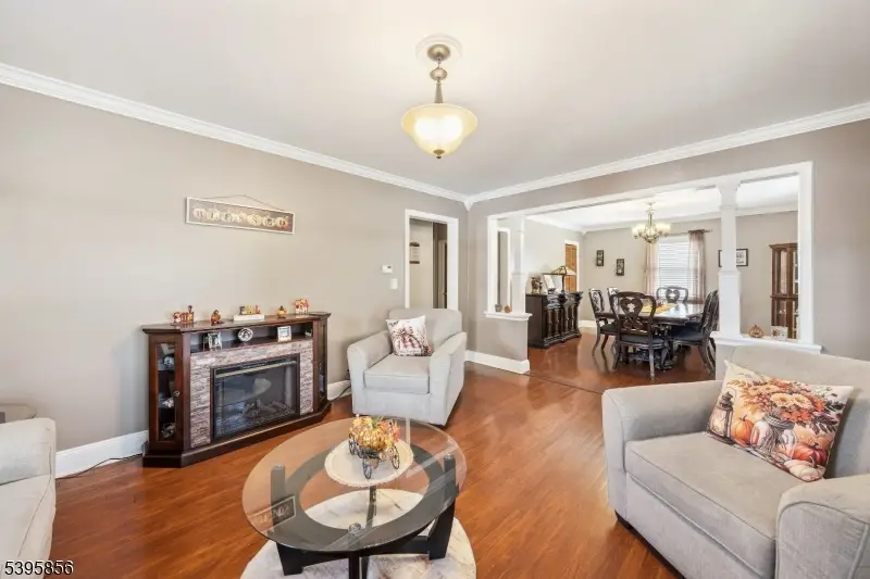 1115 Dukes Pkwy E, Manville, NJ 08835 - Image #2