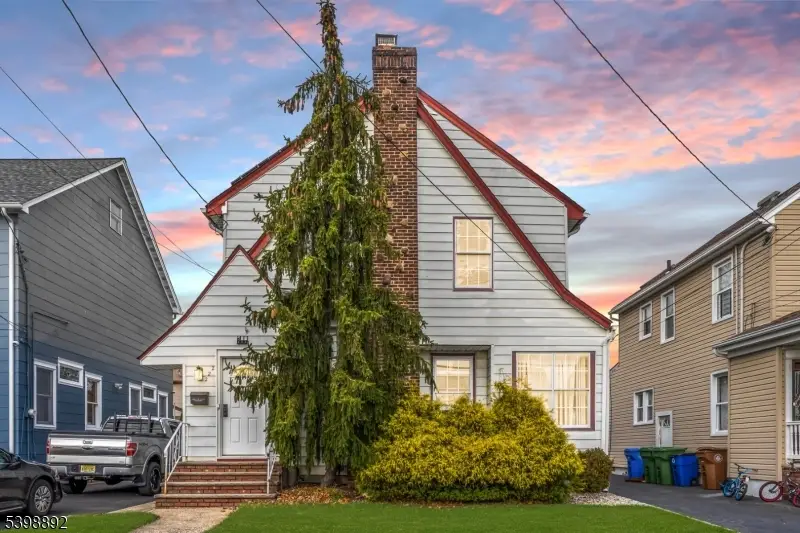 222 Yale Ter, Linden, NJ 07036 - Image #1