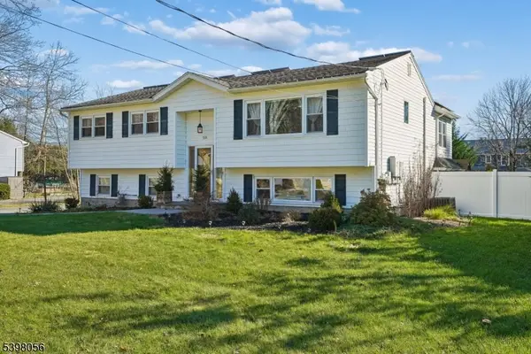508 Hamilton Dr, Hackettstown Town, NJ 07840