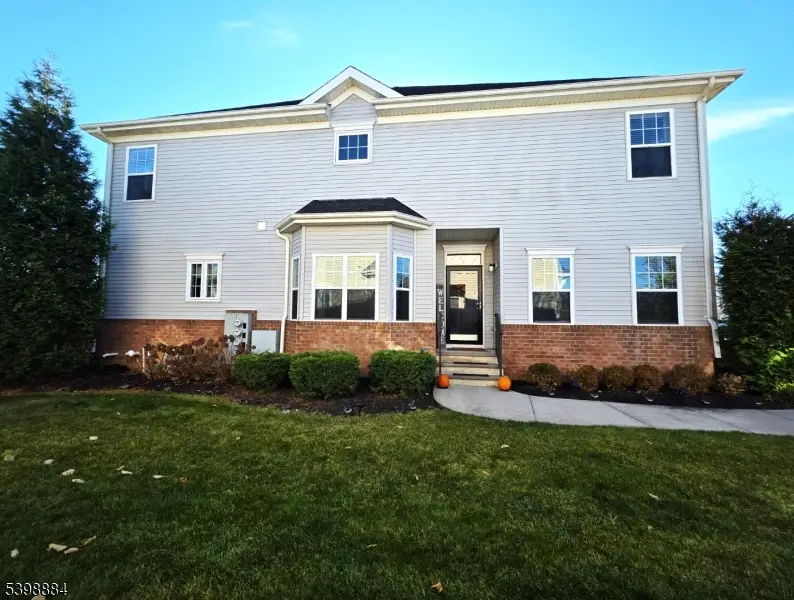 9 Shadowlawn Dr, Franklin Township, NJ 08873 - Image #3