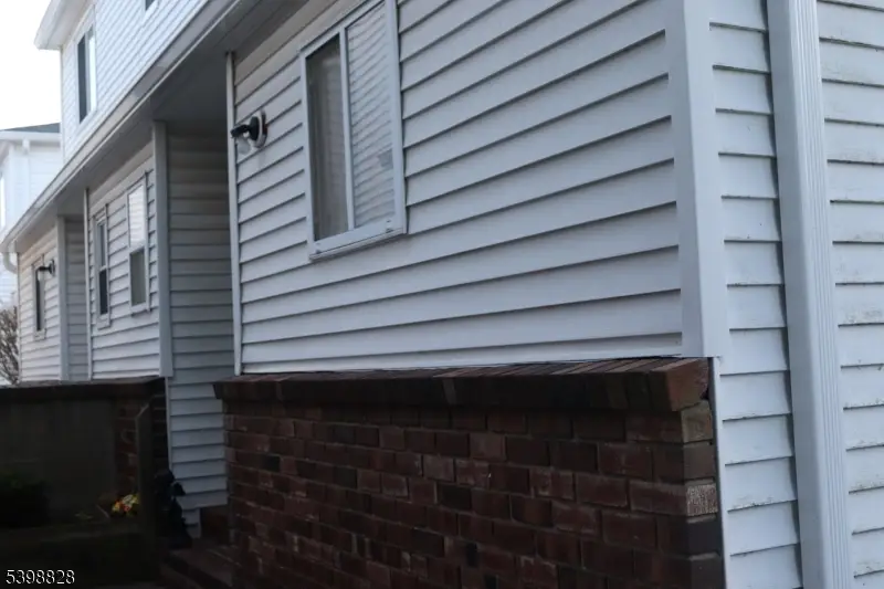 1201 Southard Ct, Raritan Township, NJ 08822 - Image #2