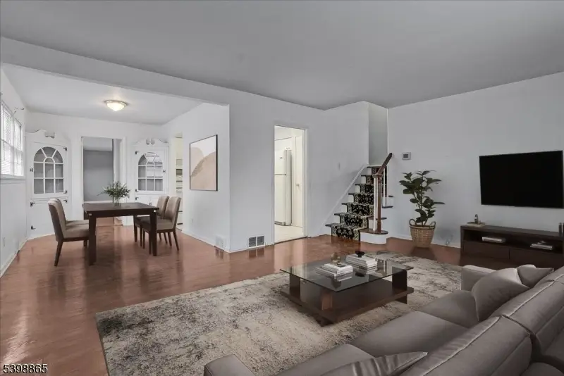 340 Livingston Ave, New Providence, NJ 07974 - Image #3