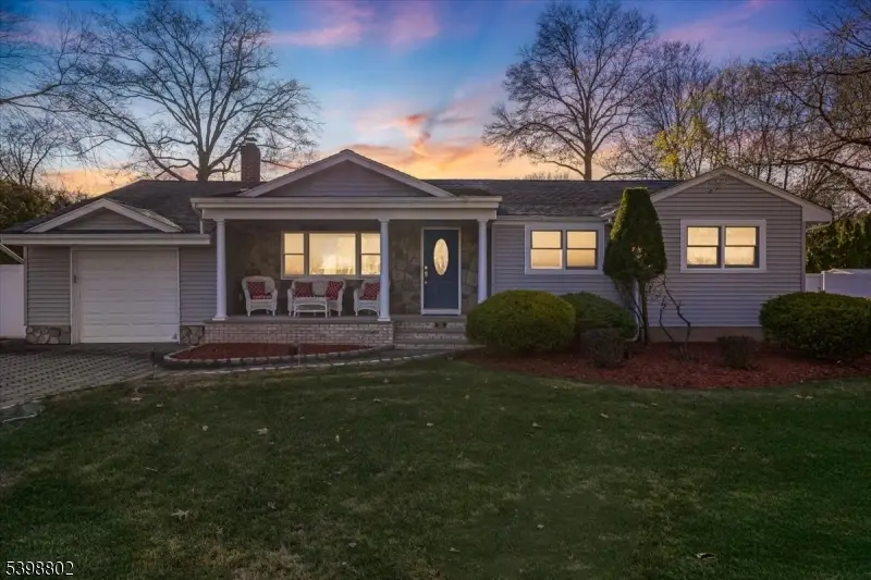 535 Roosevelt Ave, River Vale, NJ 07675 - Image #3