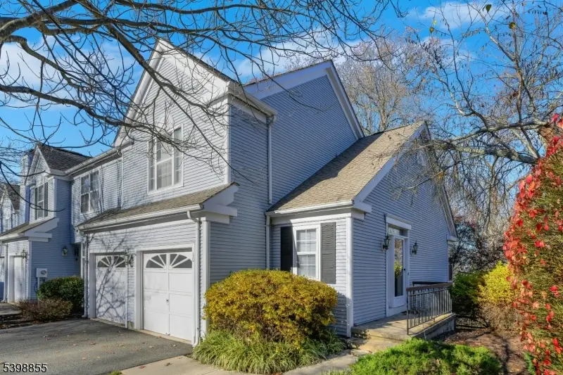 10 Rushmore Ln, Allamuchy Township, NJ 07840 - Image #3