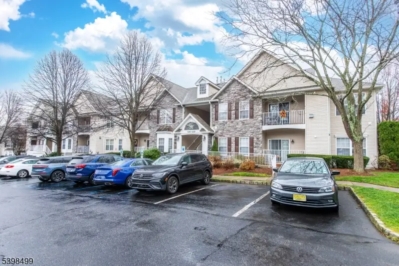 104 Barrister Dr #104, Butler, NJ 07405 - Image #2