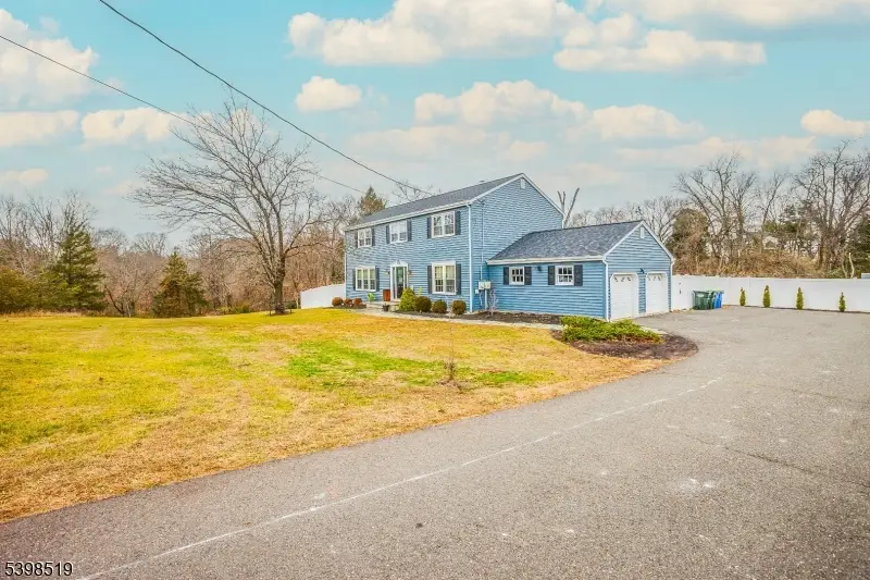 730 Township Line Rd, Blackwells Mills, NJ 08844 - Image #2