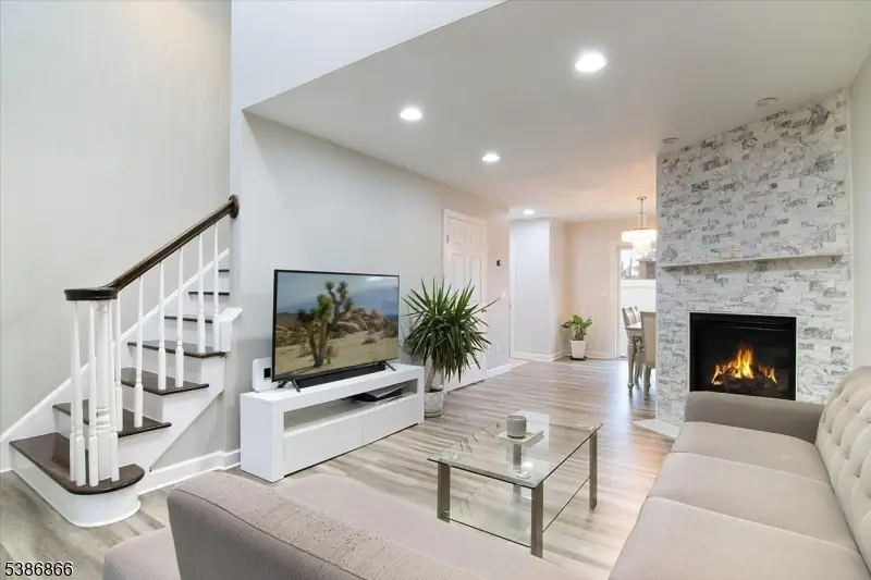 471 N Midland Ave #10, Saddle Brook, NJ 07663 - Image #3