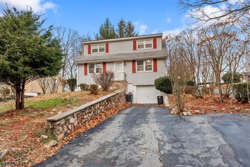 21 Laurie Rd, Landing, NJ 07850 - Image #1