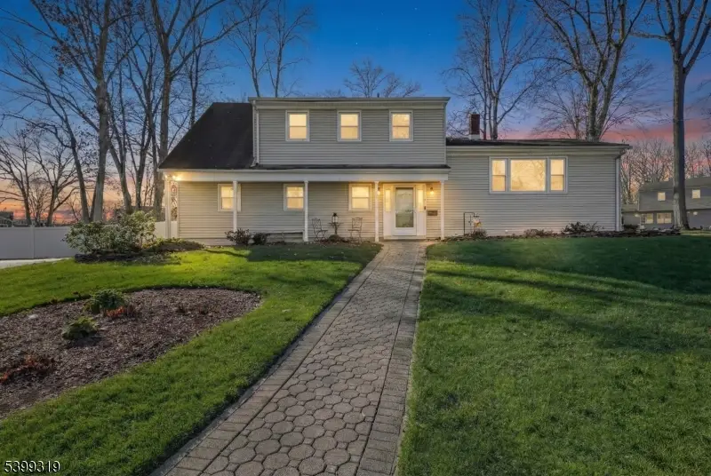 9 Allison Ct, Wayne, NJ 07470 - Image #1