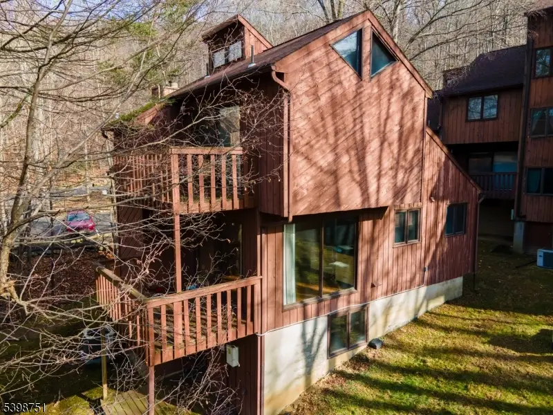 17 Village Way Unit 7 #7, Vernon Township, NJ 07462 - Image #1