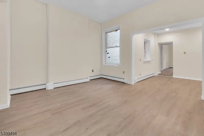 106 Peabody Pl, Newark, NJ 07104 - Image #3