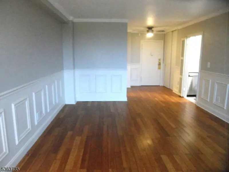 276 Prospect St #8 D, East Orange, NJ 07017 - Image #3