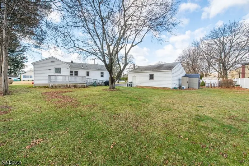 1 Mekeel Dr, Roxbury Township, NJ 07876 - Image #2