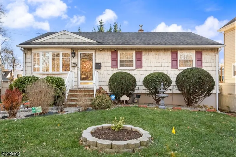 698 W Lake Ave, Rahway, NJ 07065 - Image #2