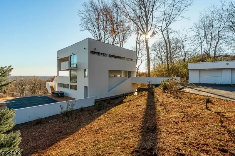 1152 Johnston Dr, Watchung, NJ 07069 - Image #3