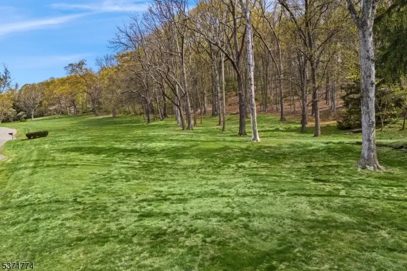 50 Hidden Valley Rd, Far Hills, NJ 07931 - Image #2