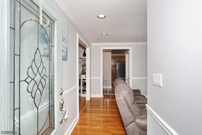 82 Bromley Pl, Nutley, NJ 07110 - Image #3