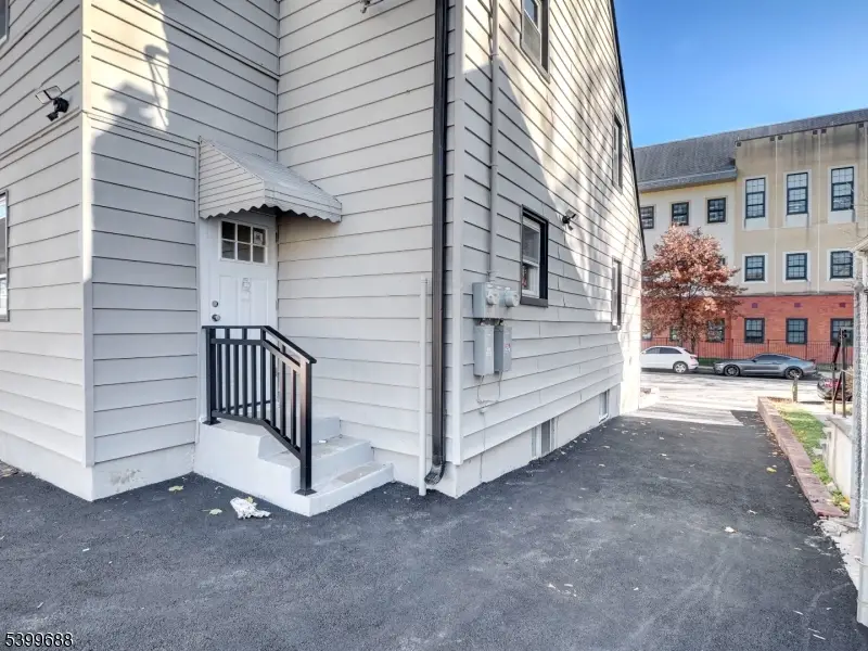 495 S Clinton St #2, East Orange, NJ 07018 - Image #3
