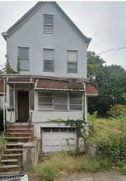 423 Highland Ave, Passaic City, NJ 07055