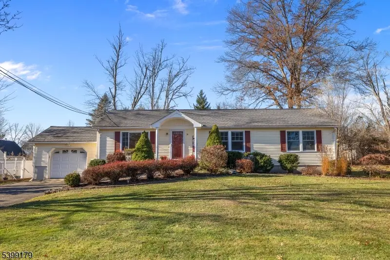 28 Duval St, Bradley Gardens, NJ 08807 - Image #1