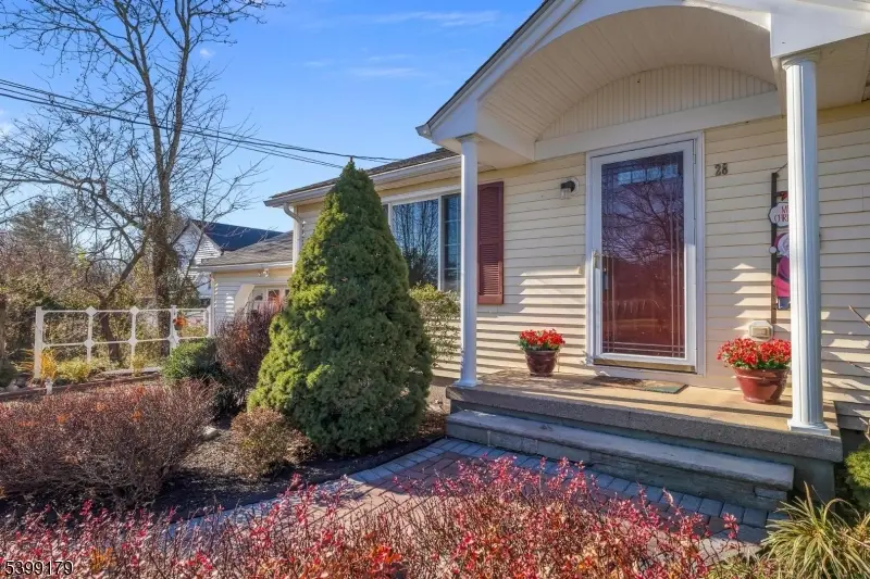 28 Duval St, Bradley Gardens, NJ 08807 - Image #2