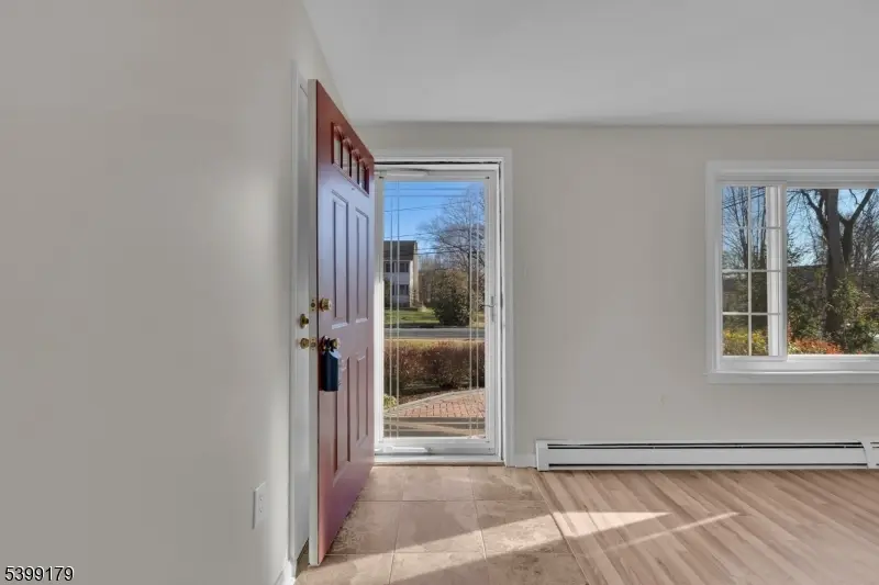28 Duval St, Bradley Gardens, NJ 08807 - Image #3
