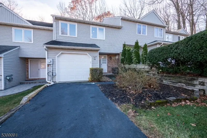 84 Stockton Ct, Parsippany Troy Hills, NJ 07950 - Image #1
