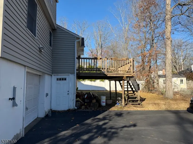 134 Oakwood Dr, Packanack Lake, NJ 07470 - Image #3