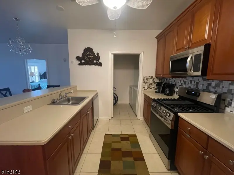 132 Cory Ln #132, Elmwood Park, NJ 07407 - #3