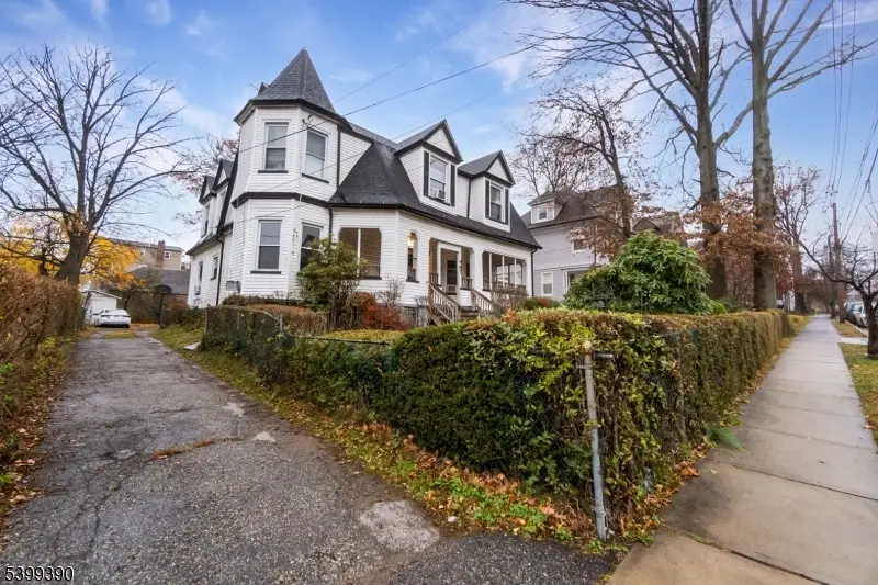 467 Fairview Ave, City Of Orange, NJ 07050 - Image #2