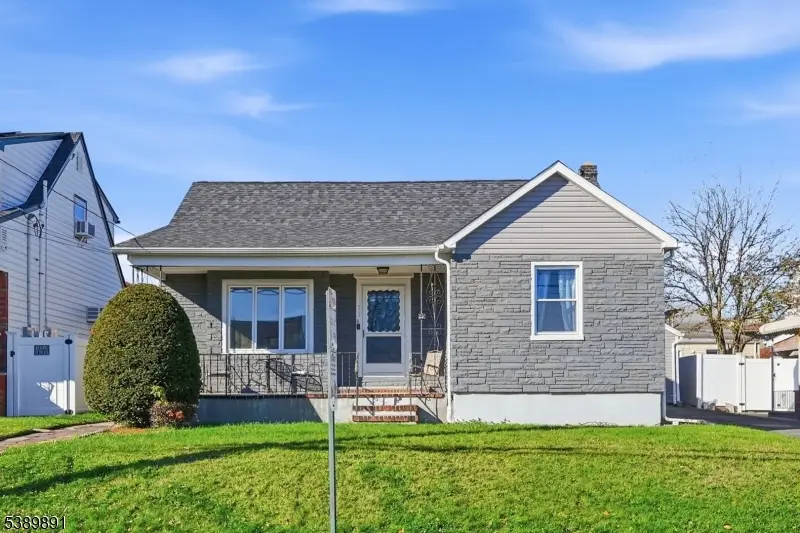 55 Burns Ave, Lodi, NJ 07644 - #1