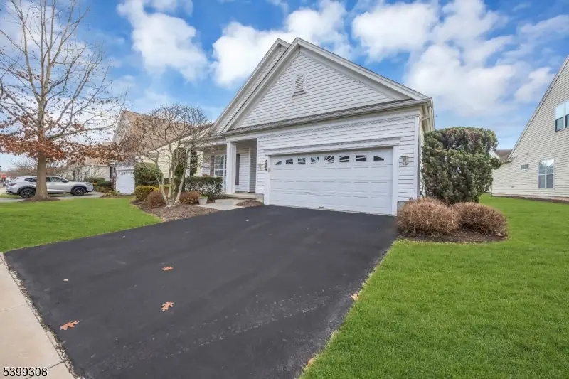 324 Biltmore Ln, Franklin Township, NJ 08873 - Image #3