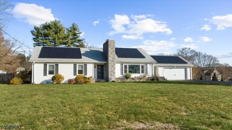 10 Belvidere Ave, Annandale, NJ 08809 - Image #3