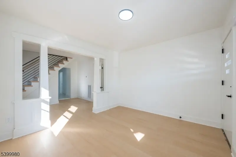 74 E 9th St, Clifton, NJ 07011 - #3